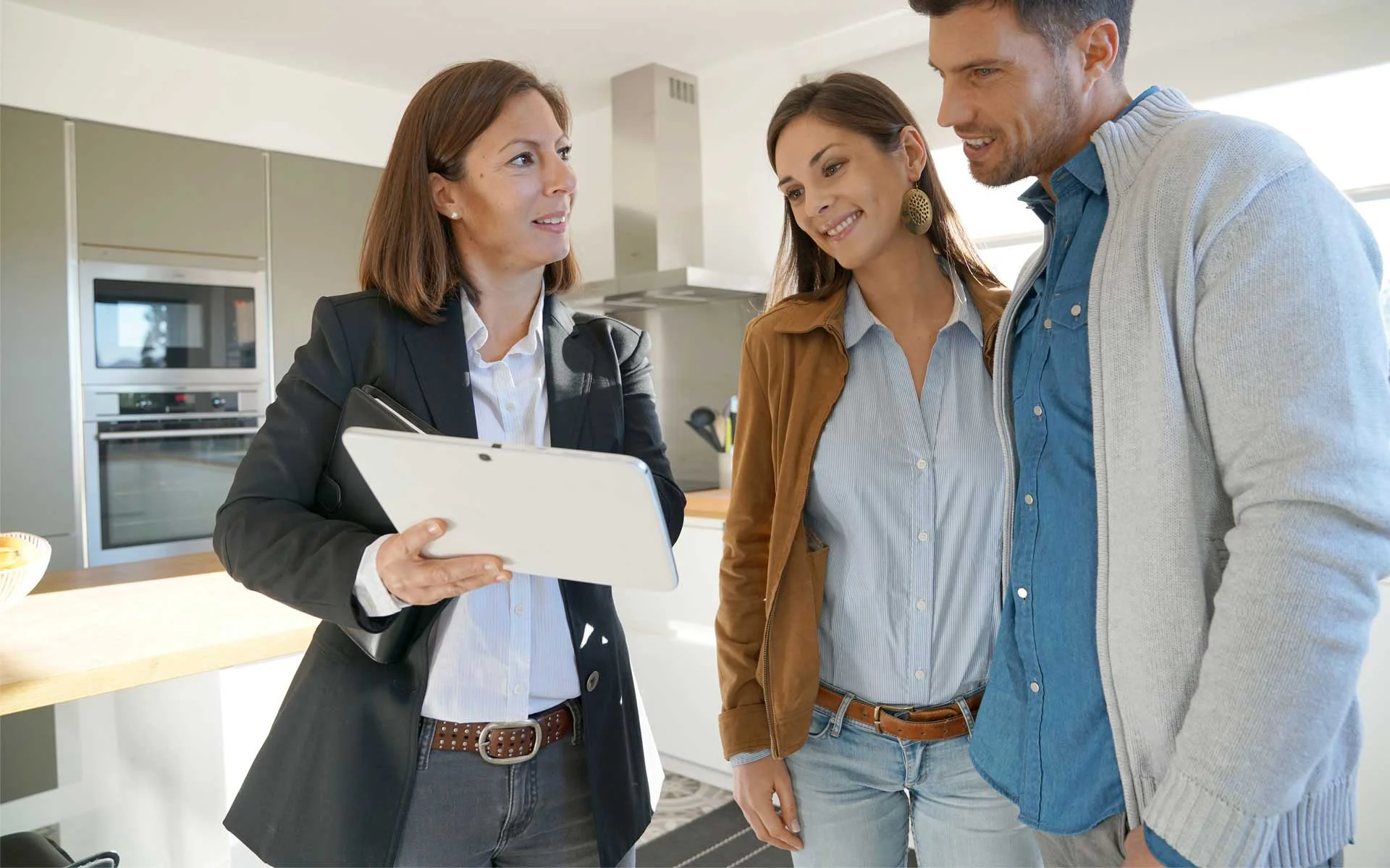 Can a house be sold while in probate in Stockton CA?